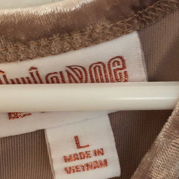 LuLaRoe Elegant Amelia - Picture 3 of 5